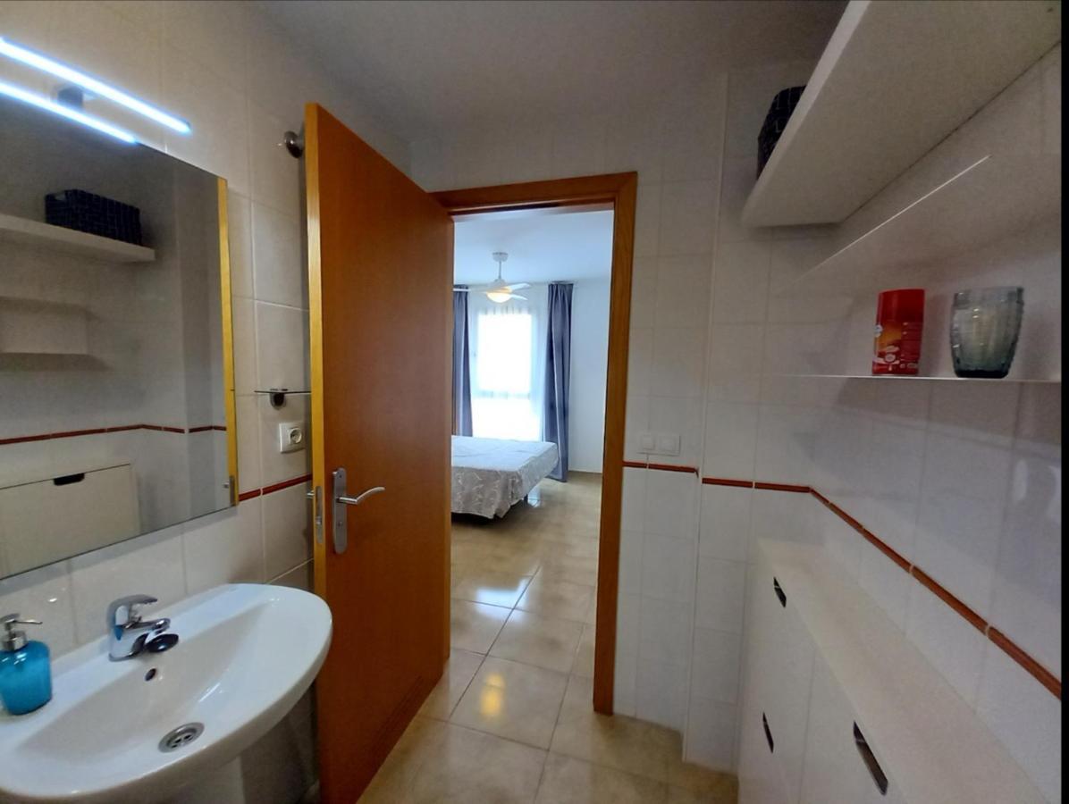 Modern House With 2 Bedrooms Near The Beach Castillo del Romeral Exterior foto